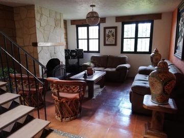 Amplia casa en Santa Ana Tlapaltitlan