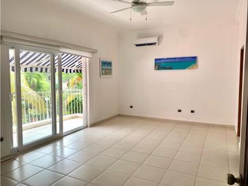 Se vende increíble casa en Camino de Cruces. (MM)