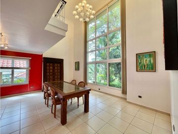 Se vende increíble casa en Camino de Cruces. (MM)