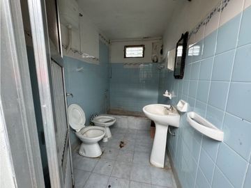 Vendo Locales y Departamentos en 1° de Mayo, Entre Ríos.