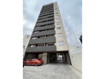 San Martín 679 -venta cochera-