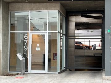 San Martín 679 -venta cochera-