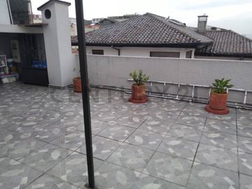 Vendo casa Sector Kennedy.