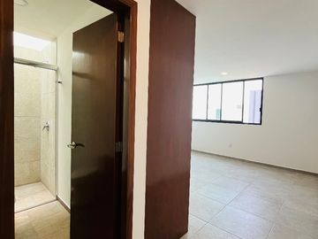 ELEGANTE CASA EN VENTA CON ACABADOS DE LUJO PARQUE NAYARIT