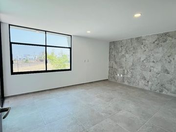 ELEGANTE CASA EN VENTA CON ACABADOS DE LUJO PARQUE NAYARIT