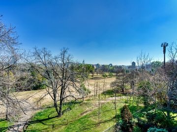 Departamento clásico, maravillosa vista al Club de Golf