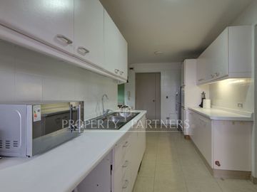 Amplio Departamento 4D4B, zona gastronómica Barrio el Golf