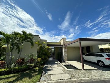 CASA DE CAMPO EN VENTA UBICADA EN EL SECTOR DE LA TEBAIDA, QUINDIO