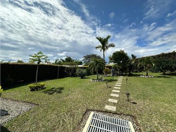 CASA DE CAMPO EN VENTA UBICADA EN EL SECTOR DE LA TEBAIDA, QUINDIO