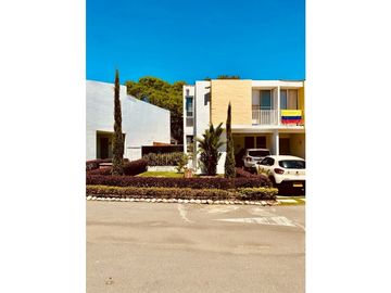 VENTA CASA CONDOMINIO EL CASTILLO JAMUNDI
