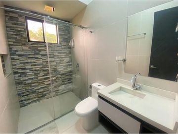 VENTA EXCELENTE CASA DE CAMPO ARMENIA