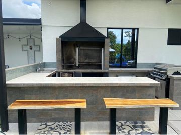 VENTA EXCELENTE CASA DE CAMPO ARMENIA