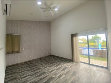 VENTA EXCELENTE CASA DE CAMPO ARMENIA