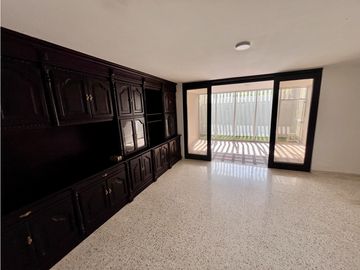 EXCELENTE CASA EN VENTA EN VILLA SANTOS