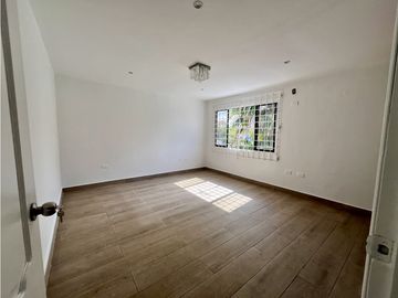 EXCELENTE CASA EN VENTA EN VILLA SANTOS