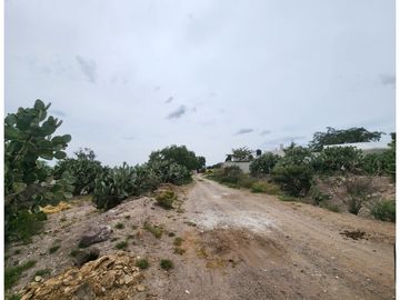 Terreno San Juan TIlcuautla, mpio. de San Agustín Tlaxiaca, Hgo.