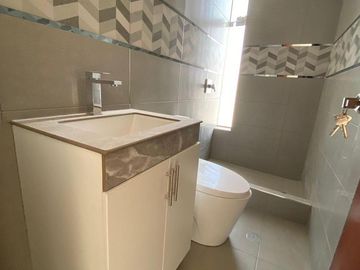 VENDO DEPARTAMENTO DE ESTRENO 3 y 4 PISO - URB. FRANK MICHELL