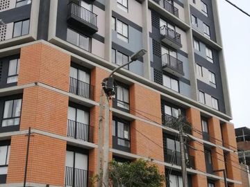Alquilo local comercial de estreno en Breña ubicado en Primer piso