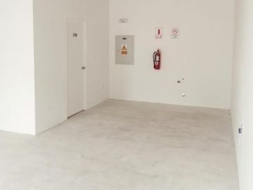 Alquilo local comercial de estreno en Breña ubicado en Primer piso