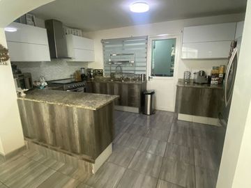 Venta de Casa en Colinas de Chapultepec
