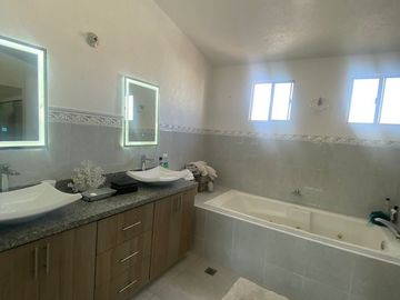 Venta de Casa en Colinas de Chapultepec