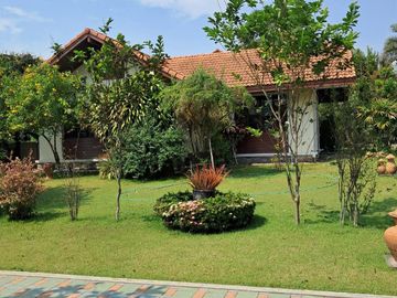 9 Bedroom Villa for sale in Nong Ngu Lueam, Nakhon Pathom