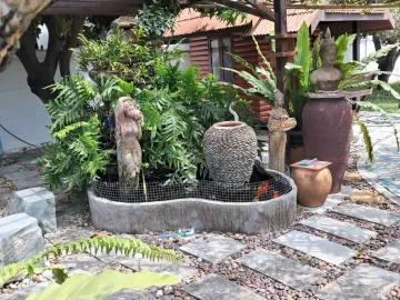 9 Bedroom Villa for sale in Nong Ngu Lueam, Nakhon Pathom