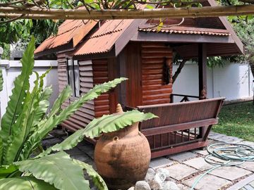 9 Bedroom Villa for sale in Nong Ngu Lueam, Nakhon Pathom