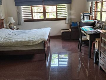9 Bedroom Villa for sale in Nong Ngu Lueam, Nakhon Pathom