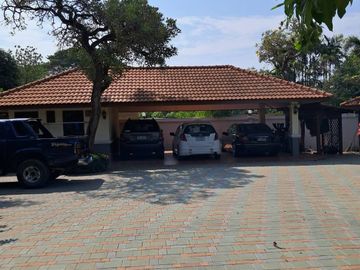 9 Bedroom Villa for sale in Nong Ngu Lueam, Nakhon Pathom