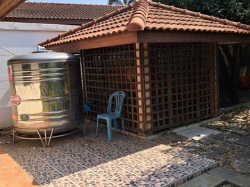 9 Bedroom Villa for sale in Nong Ngu Lueam, Nakhon Pathom