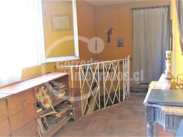 Casa en Venta en cercano a Metro Fernándo Castillo Velasco