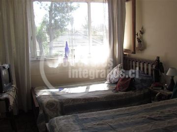 Casa en Venta en cercano a Metro Fernándo Castillo Velasco
