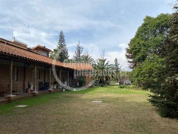 Casa en Venta en Av. Virginia Subercaseaux, Pirque