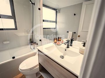 Departamento en Venta en Apoquindo, San Pascual