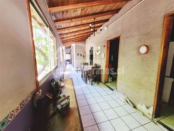 Casa en Venta en Ramón Subercaseaux