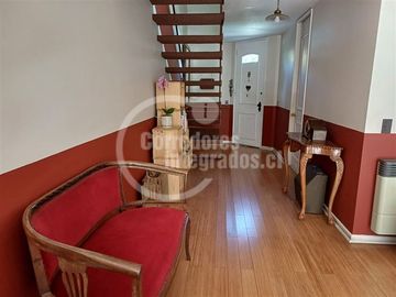 Casa en Venta en LA REINA