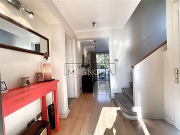 Casa en Venta en Universidad de Los Andes, Colegio Padre Hurtado y Juanita de Los Andes, SanCarlos de Apoquindo