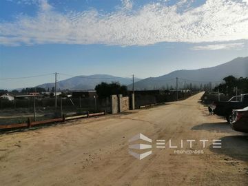 Parcela en Venta en (KRM) PARCELA PLANA EN CONDOMINIO |CON AGUA POTABLE RURAL Y CON LUZ| A SÓLO 7 MINUTOS DEL CENTRO| 35 MINUTOS DE VIÑA Y 50 MINUTOS 