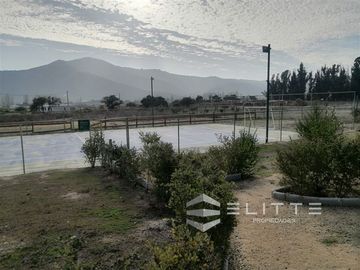 Parcela en Venta en (KRM) PARCELA PLANA EN CONDOMINIO |CON AGUA POTABLE RURAL Y CON LUZ| A SÓLO 7 MINUTOS DEL CENTRO| 35 MINUTOS DE VIÑA Y 50 MINUTOS 