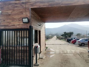 Parcela en Venta en (KRM) PARCELA PLANA EN CONDOMINIO |CON AGUA POTABLE RURAL Y CON LUZ| A SÓLO 7 MINUTOS DEL CENTRO| 35 MINUTOS DE VIÑA Y 50 MINUTOS 