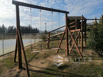 Parcela en Venta en (KRM) PARCELA PLANA EN CONDOMINIO |CON AGUA POTABLE RURAL Y CON LUZ| A SÓLO 7 MINUTOS DEL CENTRO| 35 MINUTOS DE VIÑA Y 50 MINUTOS 