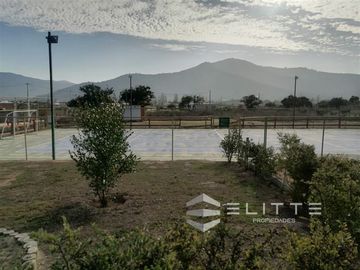 Parcela en Venta en (KRM) Parcela plana| con luz y agua| Sector lo ovalle| en condominio| 35 minutos Viña del Mar