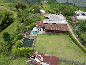 VENTA de CASA CAMPESTRE en PEREIRA