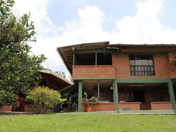 VENTA de CASA CAMPESTRE en PEREIRA