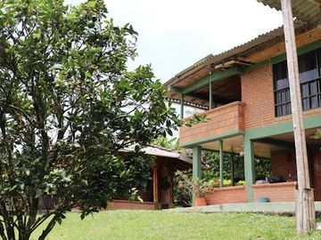 VENTA de CASA CAMPESTRE en PEREIRA