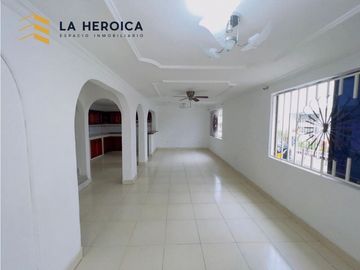 VENDEMOS CASA EN BARRIO SAN FERNANDO - CARTAGENA