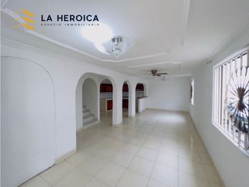 VENDEMOS CASA EN BARRIO SAN FERNANDO - CARTAGENA