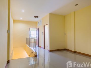 2 Bedroom Townhouse for sale in Mae Chua, Phrae