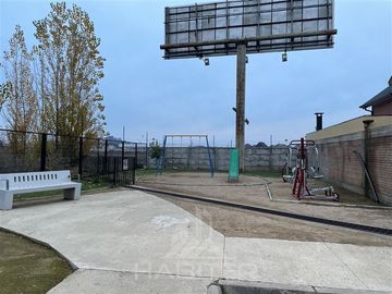 Casa en Venta en Condominio Neyen, Valles del country, Talca